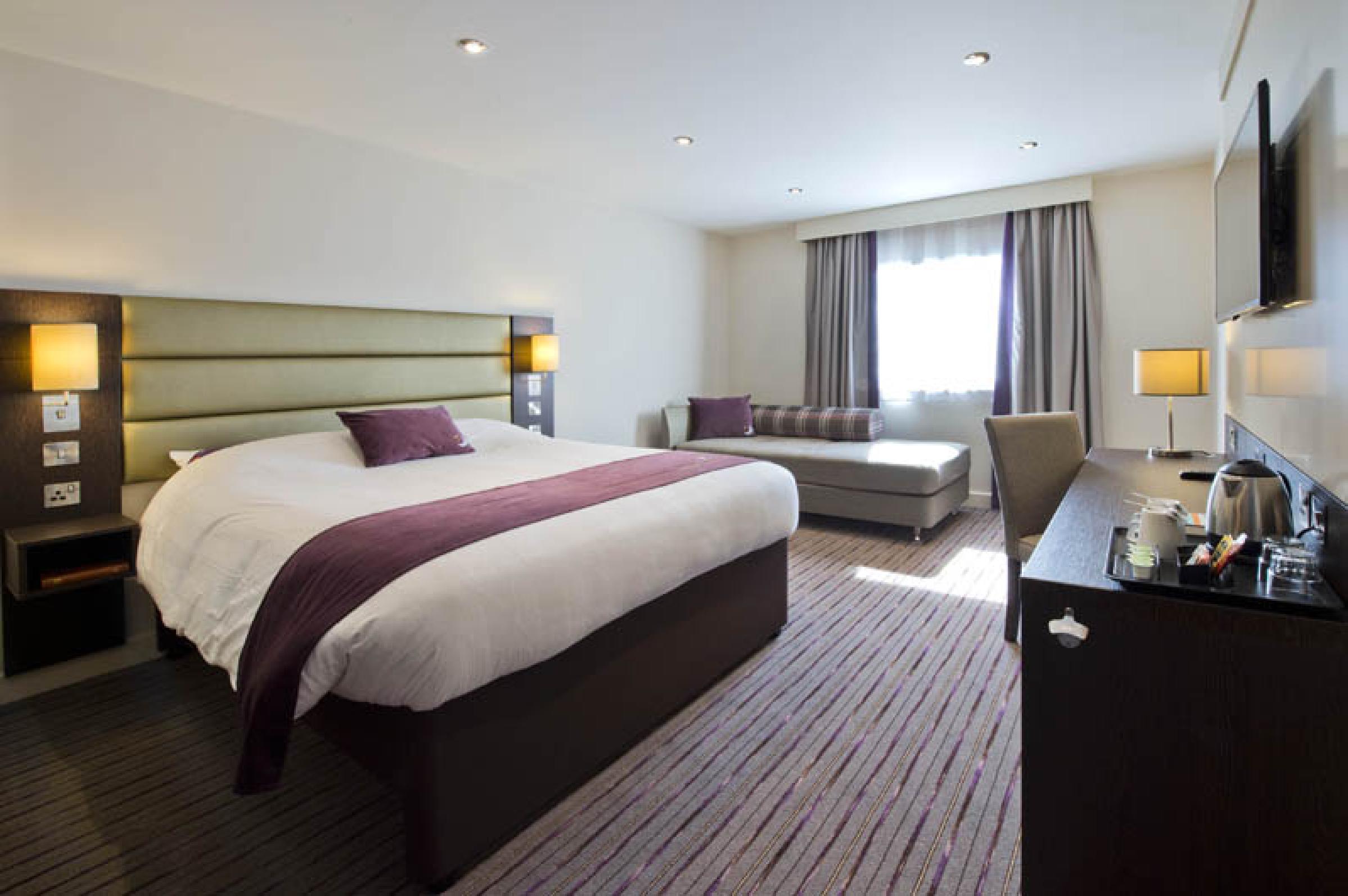 Premier Inn Glasgow Braehead Εξωτερικό φωτογραφία