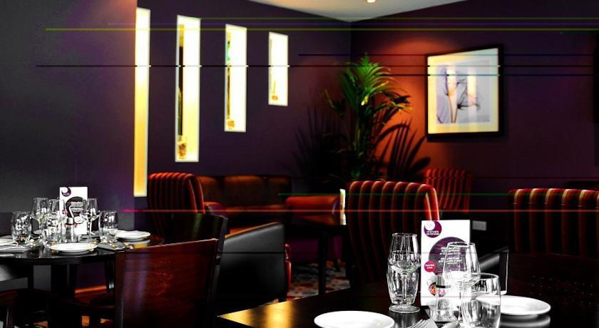 Premier Inn Glasgow Braehead Εξωτερικό φωτογραφία