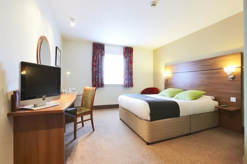 Premier Inn Glasgow Braehead Εξωτερικό φωτογραφία