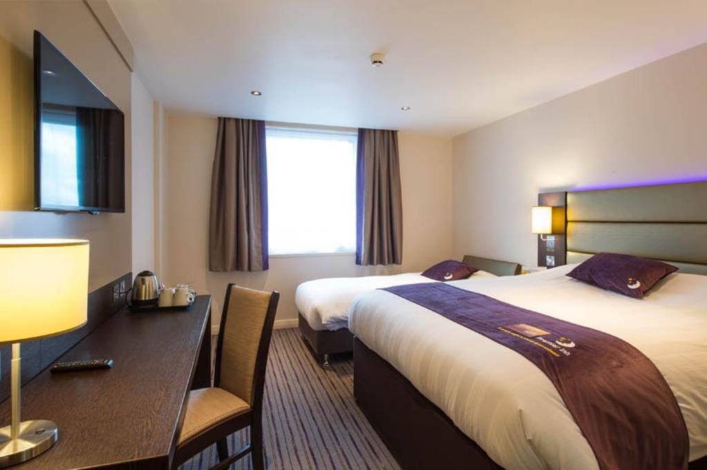Premier Inn Glasgow Braehead Εξωτερικό φωτογραφία