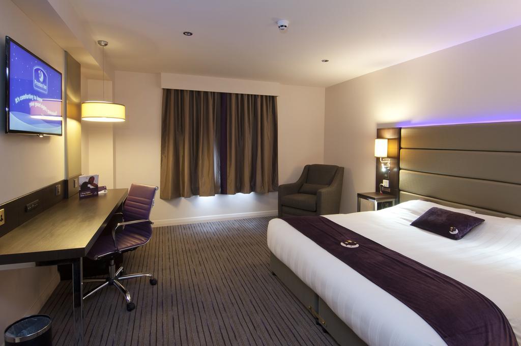 Premier Inn Glasgow Braehead Εξωτερικό φωτογραφία