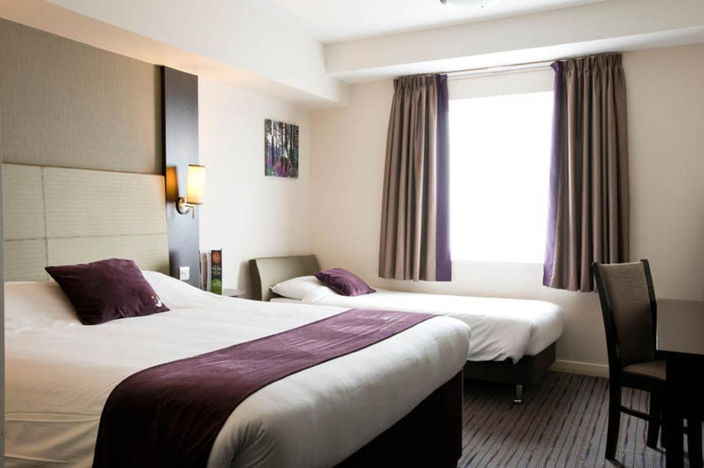 Premier Inn Glasgow Braehead Εξωτερικό φωτογραφία