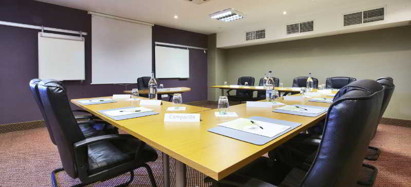 Premier Inn Glasgow Braehead Εξωτερικό φωτογραφία
